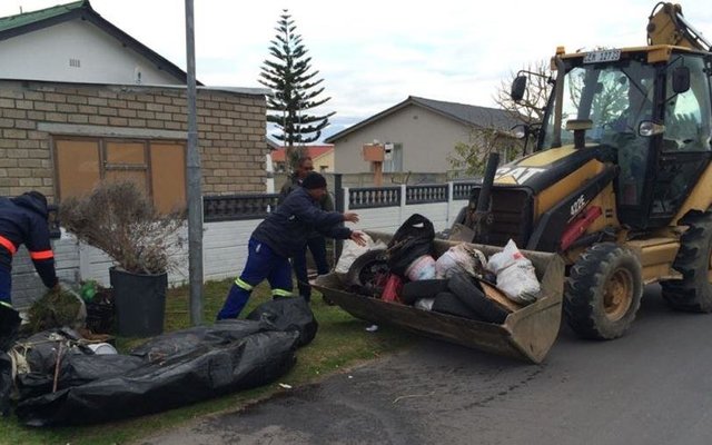 Gansbaai Courant Nelson Mandela Dag 18 Julie 2015 10